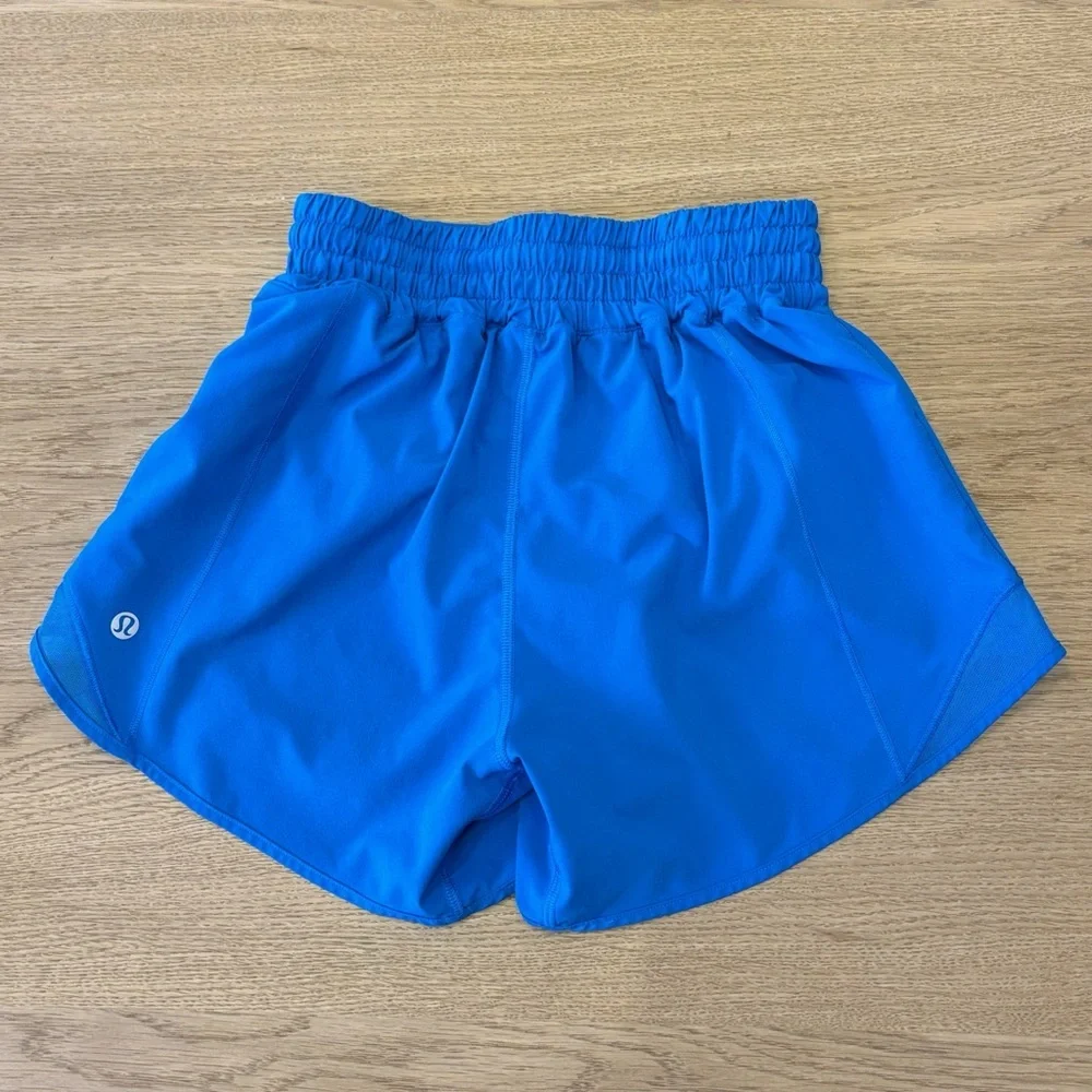 Lululemon Hotty Hot High Rise Shorts 4" In Poolside Size 2 - Picture 2 of 6